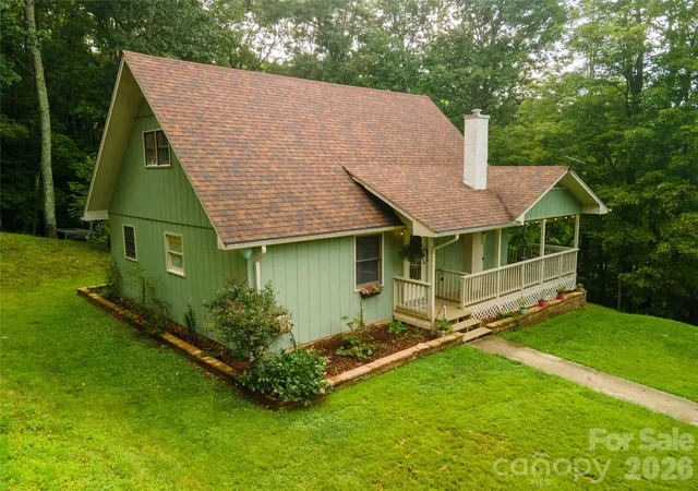 3rd image of 426 Meadowood Ln, Burnsville, NC 28714 | MLS# 4412082