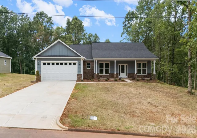 Photo 2 of Single family home for sale at 612, Lot 2 Central Dr, Statesville, NC 28677 | MLS# 4412088 | Listing updated on 2026-10-16