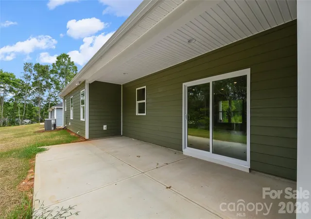 Photo 2 of Single family home for sale at 618, Lot 1 Central Dr, Statesville, NC 28677 | MLS# 4412093 | Listing updated on 2026-10-08