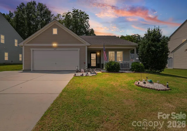 Photo 2 of Single family home for sale at 627 Smokehouse Ln, Albemarle, NC 28001 | MLS# 4412094 | Listing updated on 2026-08-29