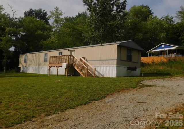 1st image of 23 Piney Plains Dr, Hendersonville, NC 28739 | MLS# 4412097