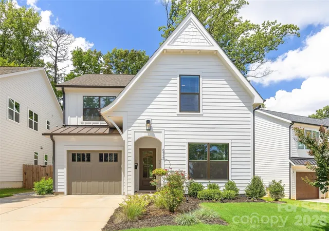 Single family home for sale at 812 State St, Charlotte, NC 28208 | MLS# 4412102
