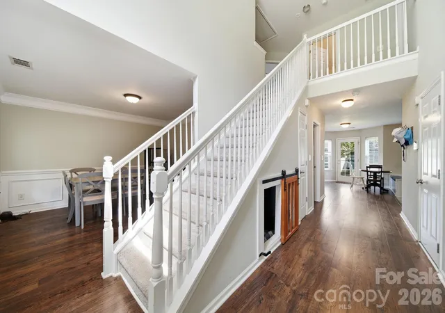 Photo 2 of Single family home for sale at 19126 Kanawha Dr, Cornelius, NC 28031 | MLS# 4412114 | Listing updated on 2026-08-11