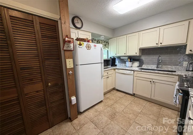 4th image of 429 Mountains Blvd #C101, Lake Lure, NC 28746 | MLS# 4412124