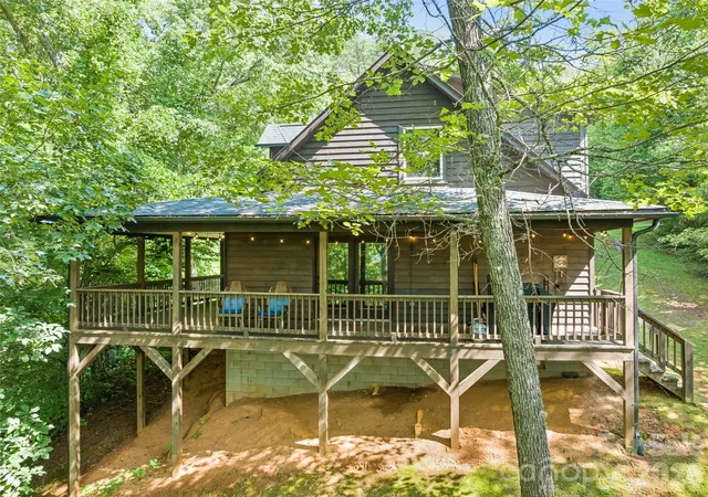 Photo 4 of Single family home for sale at 374 Rio Bravo Dr, Sylva, NC 28779 | MLS# 4412134 | Listing updated on 2026-09-04