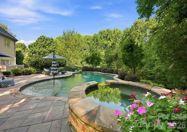 Photo 3 of Mansion for sale at 121 E Callicutt Trl, Mooresville, NC 28117 | MLS# 4412169 | Listing updated on 2026-10-06