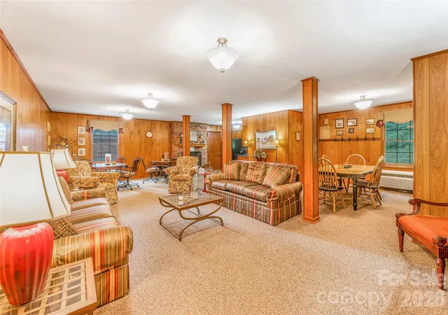 2nd image of 102 Boyd Dr, Flat Rock, NC 28731