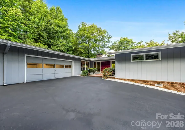 Photo 2 of Single family home for sale at 252 Middlemount Rd, Pisgah Forest, NC 28768 | MLS# 4412181 | Listing updated on 2026-08-20