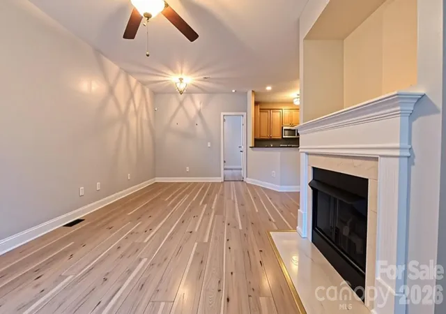 Photo 2 of Condo for sale at 6419 Park Pond Dr, Charlotte, NC 28262 | MLS# 4412183 | Listing updated on 2026-09-24