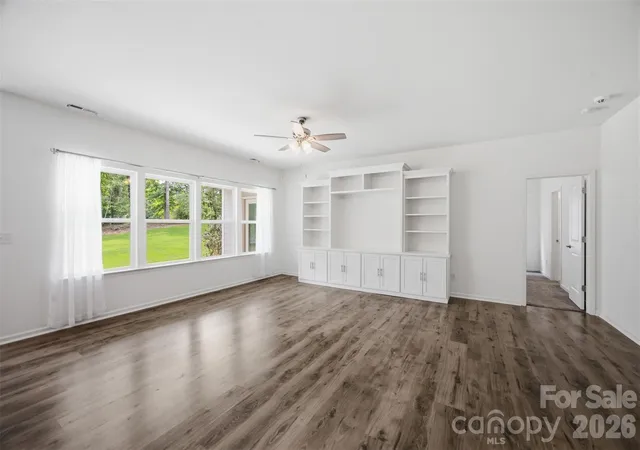 Photo 4 of Single family home for sale at 142 Fawnwood Ct, Mount Gilead, NC 27306 | MLS# 4412184 | Listing updated on 2026-08-07