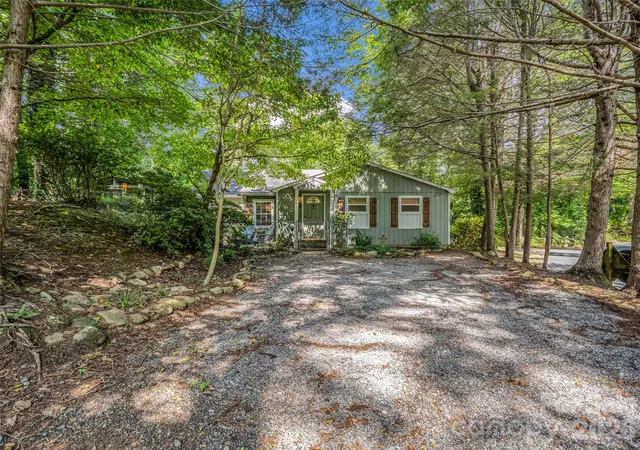 3rd image of 239 Havnaers Pt, Lake Lure, NC 28746 | MLS# 4412193