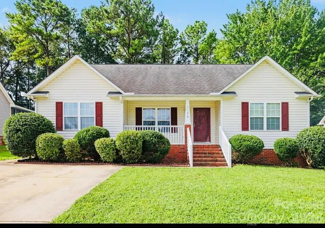 1st image of 1170 Allison Bluff Trl, Rock Hill, SC 29732 | MLS# 4412205