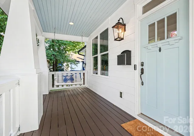 image of 720 E 17th St, Charlotte, NC 28205 | MLS# 4412206