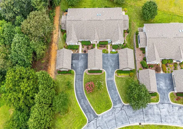 3rd image of 5303 Wood Duck Wy, Hendersonville, NC 28792 | MLS# 4412210