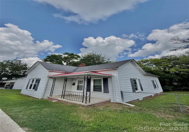 1st image of 45 White St, Chester, SC 29706 | MLS# 4412218