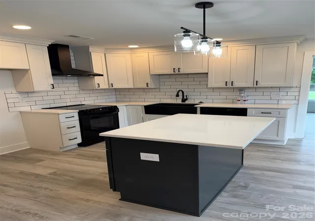 Photo 3 of Single family home for sale at 7995 Stokes Fry Rd, Salisbury, NC 28146 | MLS# 4412225 | Listing updated on 2026-10-11