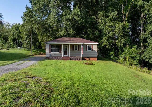 2nd image of 708 E Klutz St, Maiden, NC 28650 | MLS# 4412226
