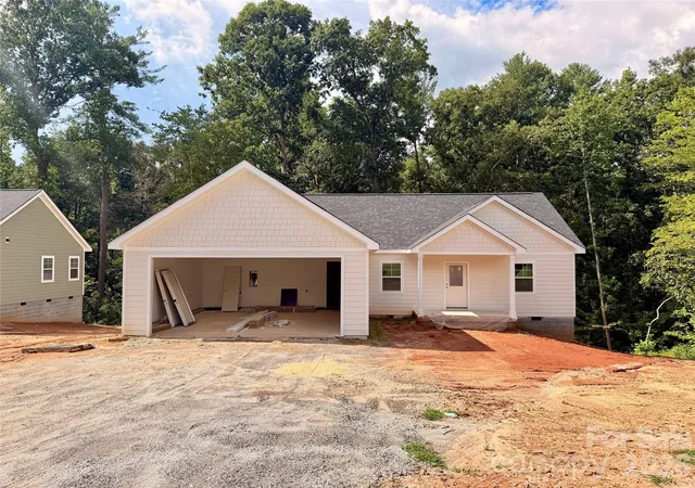 3rd image of 1177 Creekwood Dr, Morganton, NC 28655 | MLS# 4412241