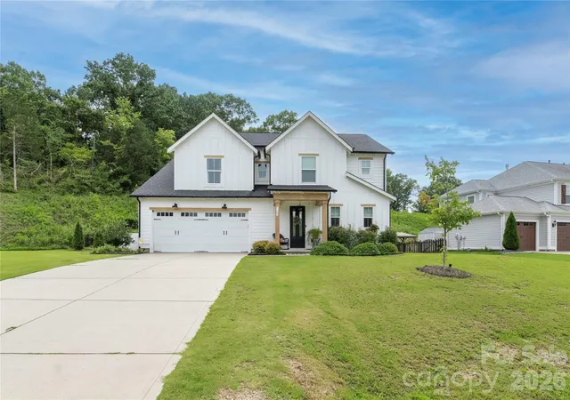 1st image of 123 Country Lake Dr, Mooresville, NC 28115 | MLS# 4412244