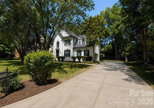 Photo 3 of Single family home for sale at 5138 Rotherfield Ct, Charlotte, NC 28277 | MLS# 4412248 | Listing updated on 2026-10-27