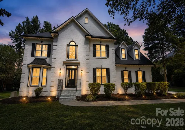 Photo 4 of Single family home for sale at 5138 Rotherfield Ct, Charlotte, NC 28277 | MLS# 4412248 | Listing updated on 2026-10-27