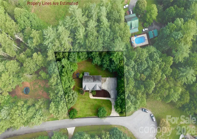 25th image of 2031 Cam Dr, Morganton, NC 28655 | MLS# 4412251