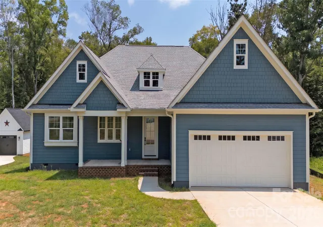Photo 1 of Single family home for sale at 3201 Timber Run Ln, Maiden, NC 28650 | MLS# 4412257 | Listing updated on 2026-10-23