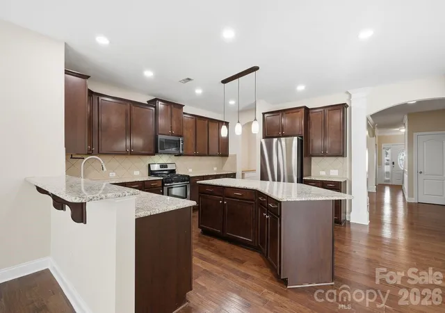 Photo 3 of Single family home for sale at 347 Windy Pine Dr, Clover, SC 29710 | MLS# 4412270 | Listing updated on 2026-10-03