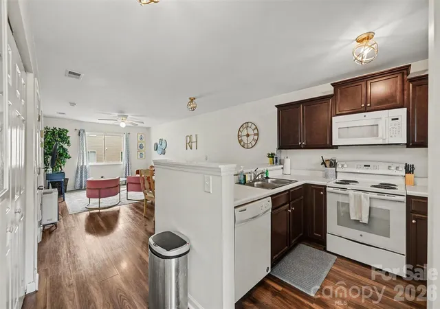 3rd image of 1654 Eagles Pl, Rock Hill, SC 29732 | MLS# 4412274