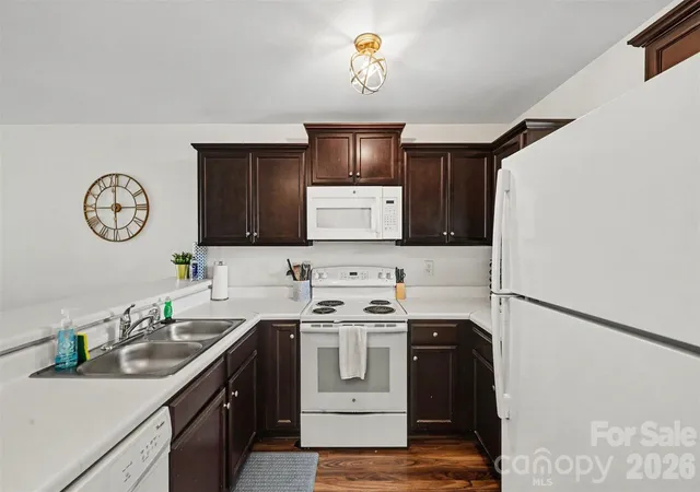 4th image of 1654 Eagles Pl, Rock Hill, SC 29732 | MLS# 4412274