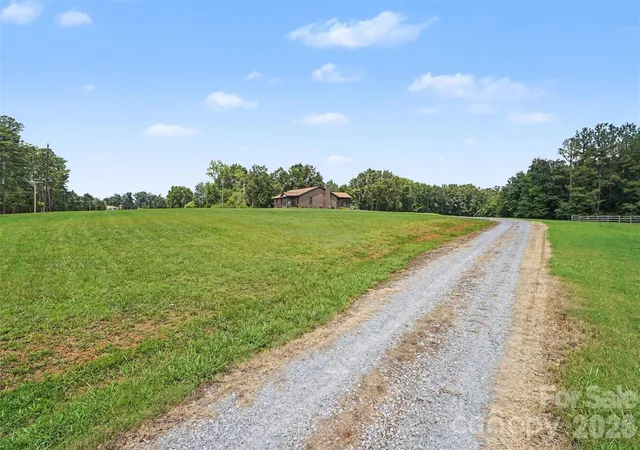 4th image of 658 Hicks Hill Rd, Lawndale, NC 28090 | MLS# 4412280