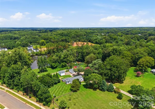 Photo 47 of Single family home for sale at 10814 Moores Chapel Rd, Charlotte, NC 28214 | MLS# 4412287 | Listing updated on 2026-10-08