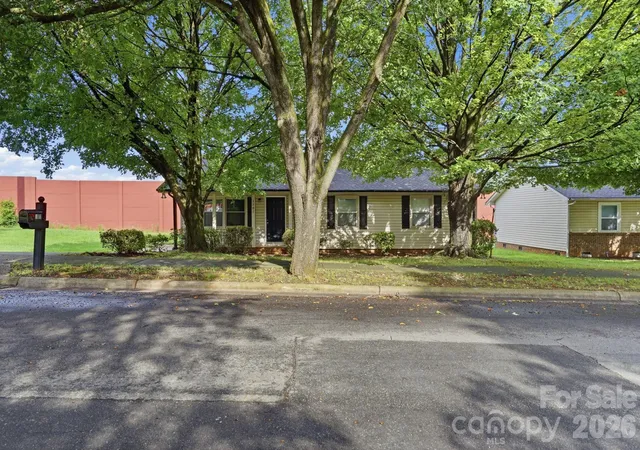 1st image of 1501 Whisnant St, Charlotte, NC 28206 | MLS# 4412296