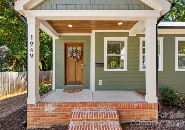 Photo 2 of Single family home for sale at 1949 Garibaldi Ave, Charlotte, NC 28208 | MLS# 4412297 | Listing updated on 2026-10-26