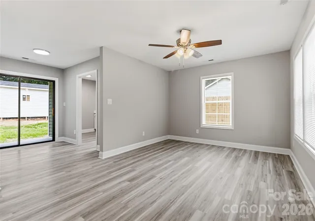 5th image of 412 E Mclelland Ave, Mooresville, NC 28115 | MLS# 4412323
