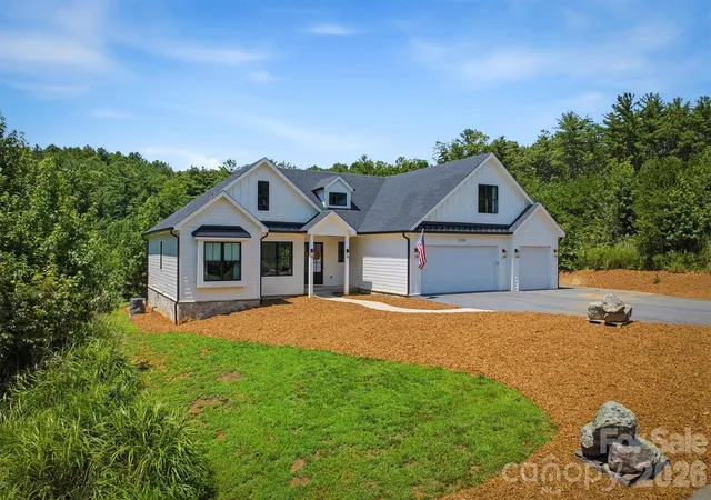2nd image of 2124 Starlight Ln, Morganton, NC 28655 | MLS# 4412335