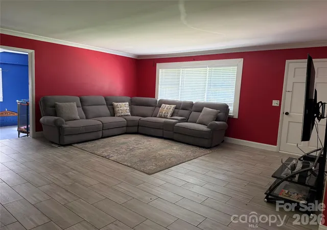 Photo 2 of Single family home for sale at 911 Eldorado Ave, Charlotte, NC 28262 | MLS# 4412351 | Listing updated on 2026-08-11