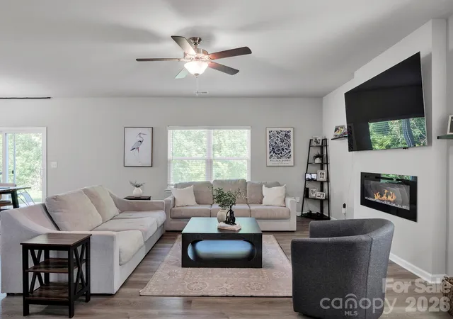 4th image of 7203 Stoney Wood Ln, Charlotte, NC 28215 | MLS# 4412354