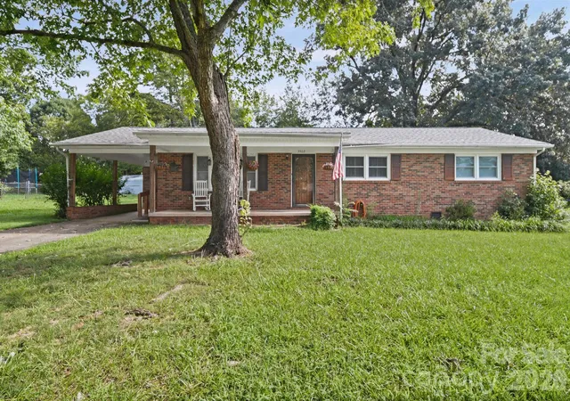 1st image of 3502 Merry Oaks Ln, Dallas, NC 28034 | MLS# 4412355
