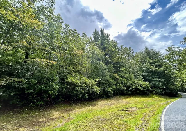Photo 1 of Land for sale at Lot 40 Hawk Mountain Rd, Lake Toxaway, NC 28747 | MLS# 4412362 | Listing updated on 2026-08-13