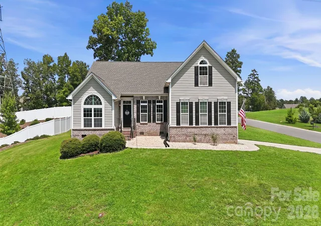 1st image of 4851 Summerside Dr, Clover, SC 29710 | MLS# 4412393