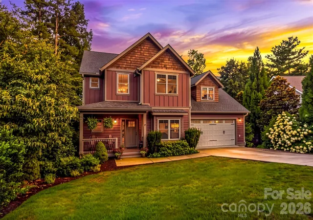 2nd image of 4 Old Bridge Cir, Fairview, NC 28730 | MLS# 4412402
