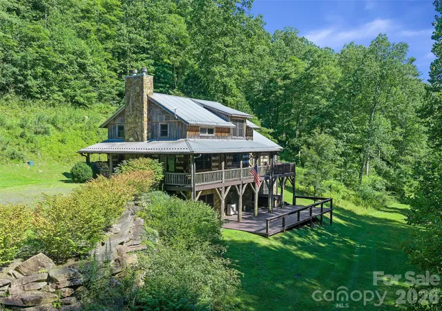 Photo 2 of Single family home for sale at 503 White Pine Ln, Bakersville, NC 28705 | MLS# 4412407 | Listing updated on 2026-08-20
