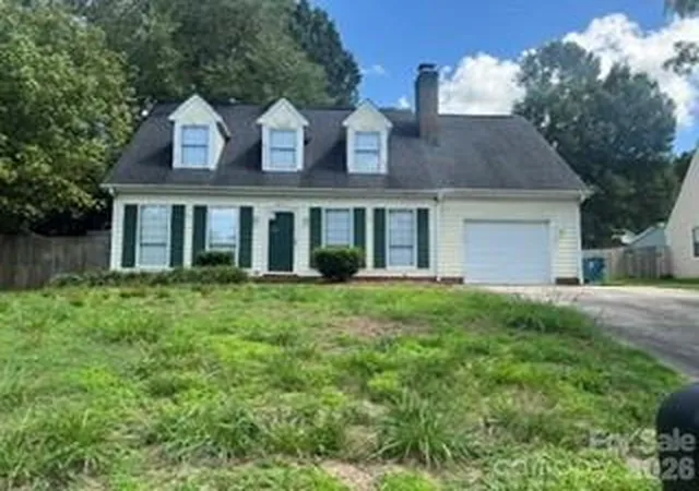 Photo 1 of Single family home for sale at 8417 Pinstripe Ln, Charlotte, NC 28227 | MLS# 4412413 | Listing updated on 2026-08-13
