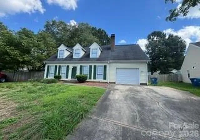 Photo 2 of Single family home for sale at 8417 Pinstripe Ln, Charlotte, NC 28227 | MLS# 4412413 | Listing updated on 2026-08-13