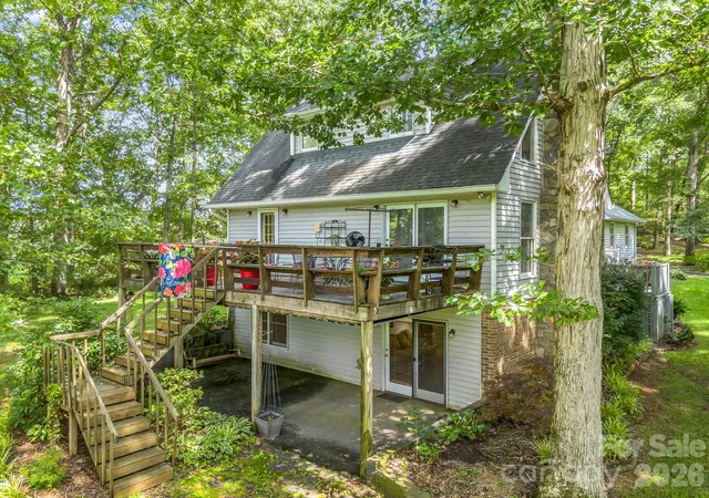 Photo 3 of Single family home for sale at 2829 W Stage Coach Trl, Shelby, NC 28150 | MLS# 4412424 | Listing updated on 2026-08-09