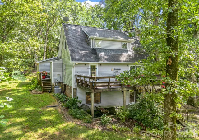 Photo 3 of Single family home for sale at 2829 W Stage Coach Trl, Shelby, NC 28150 | MLS# 4412424 | Listing updated on 2026-08-09