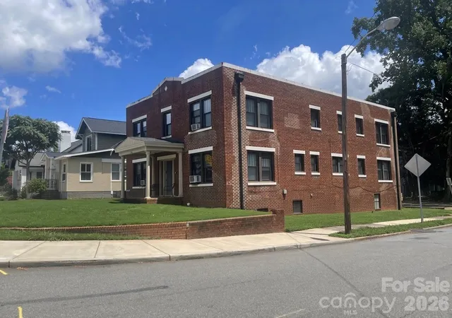 1st image of 600 Hawthorne Ln, Charlotte, NC 28204 | MLS# 4412434