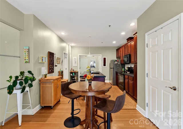 2nd image of 600 N Skyloft Dr #102, Asheville, NC 28801 | MLS# 4412438
