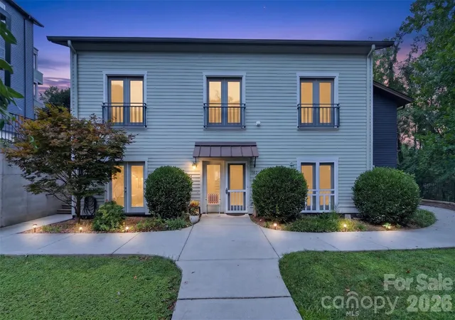 2nd image of 600 N Skyloft Dr, Asheville, NC 28801